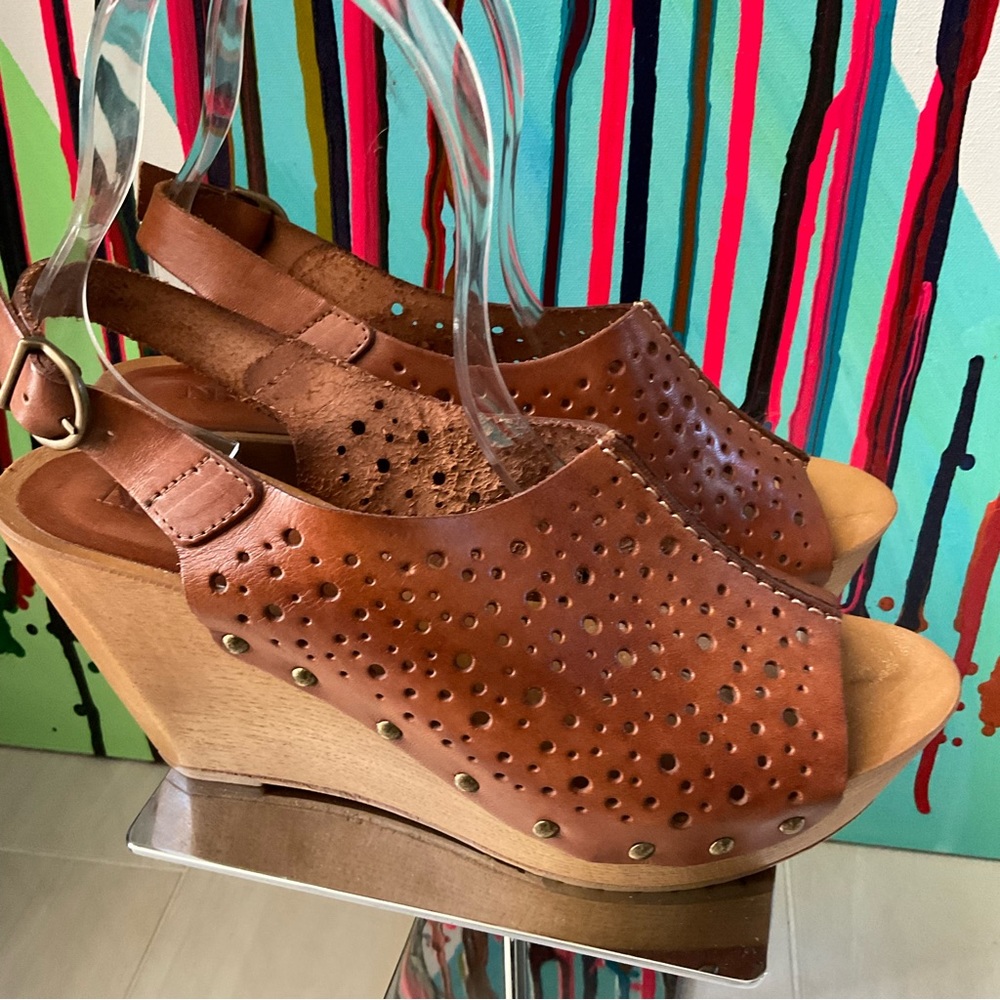 Natalia Blanco Brown Leather Wedge